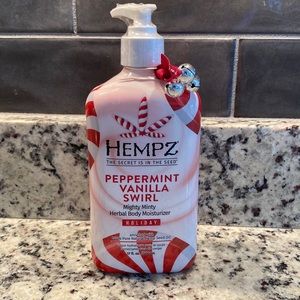 *NEW* Hempz peppermint vanilla swirl lotion